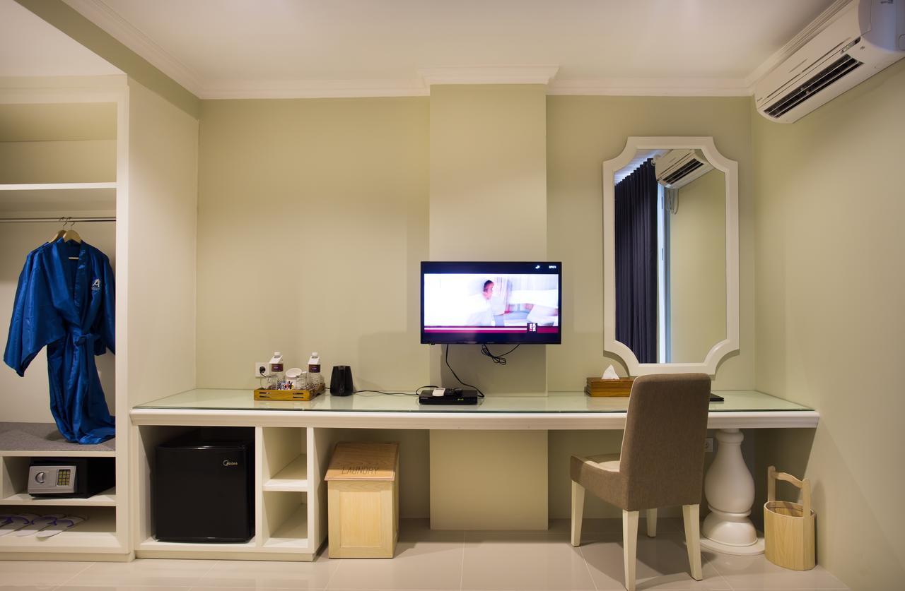 Amalfi Hotel Seminyak חדר תמונה